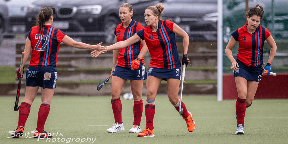 Female Hockey Players 