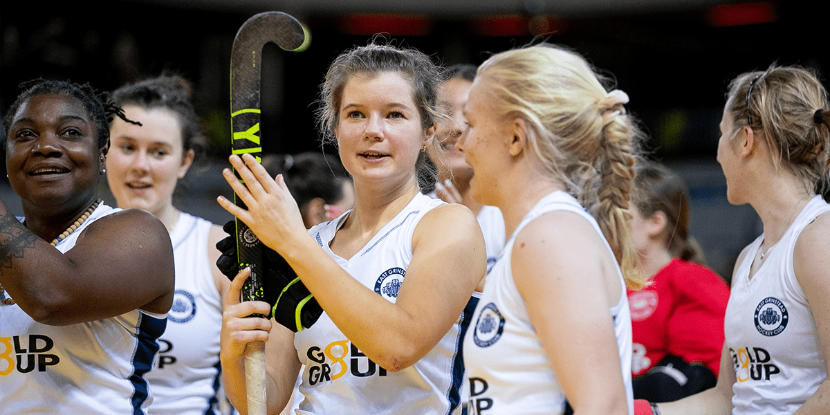 Female Hockey Players 