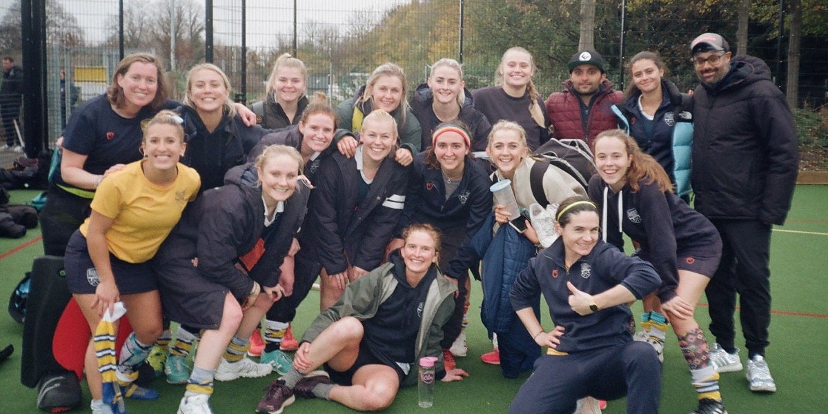 Female Hockey Players 