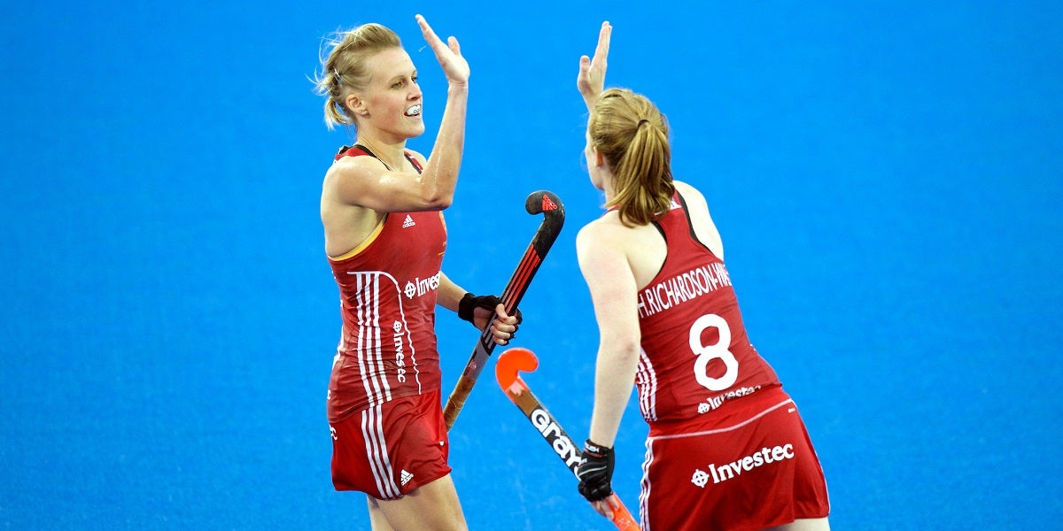 Female Hockey Players 