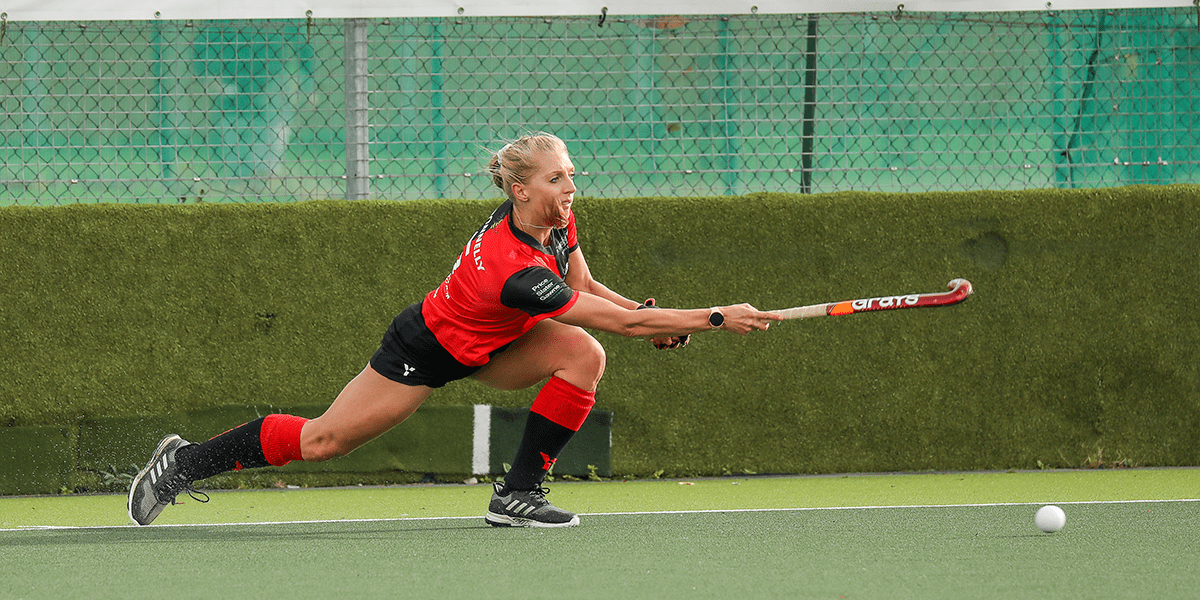 Female Hockey Players 