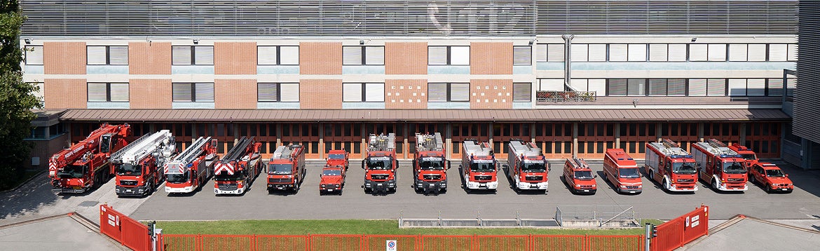Panorama della caserma e automezzi dei VVF Bolzano