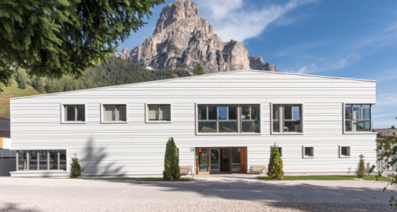 Corvara - Militärkaserne Tempesti