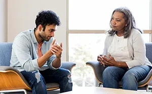 Short course card image to illustrate Advanced therapeutic relationships