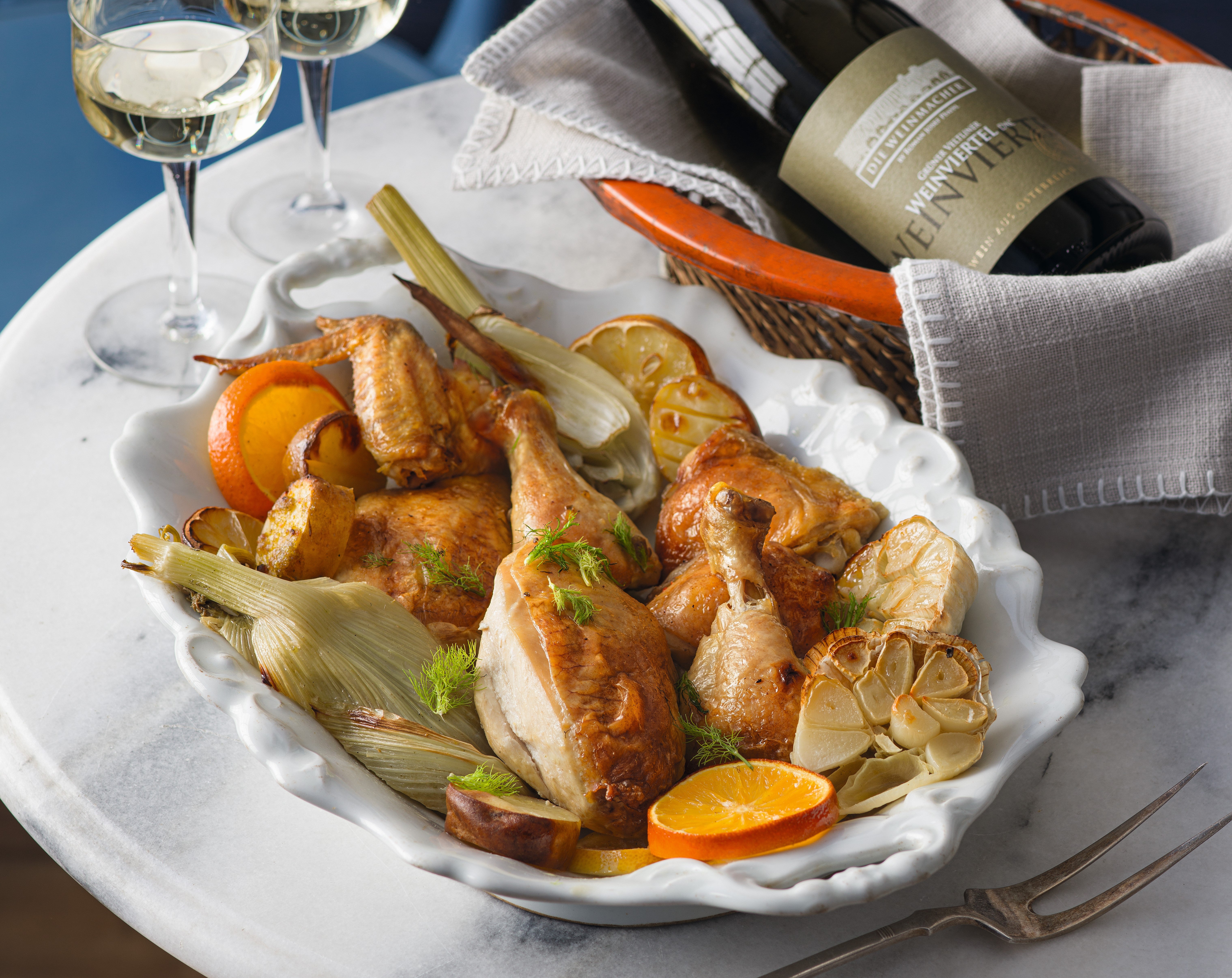 Knoblauchhuhn mit Fenchel, Orange und Zitrone