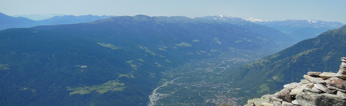 Panoramica dalle Cima della Muta verso la Val Venosta