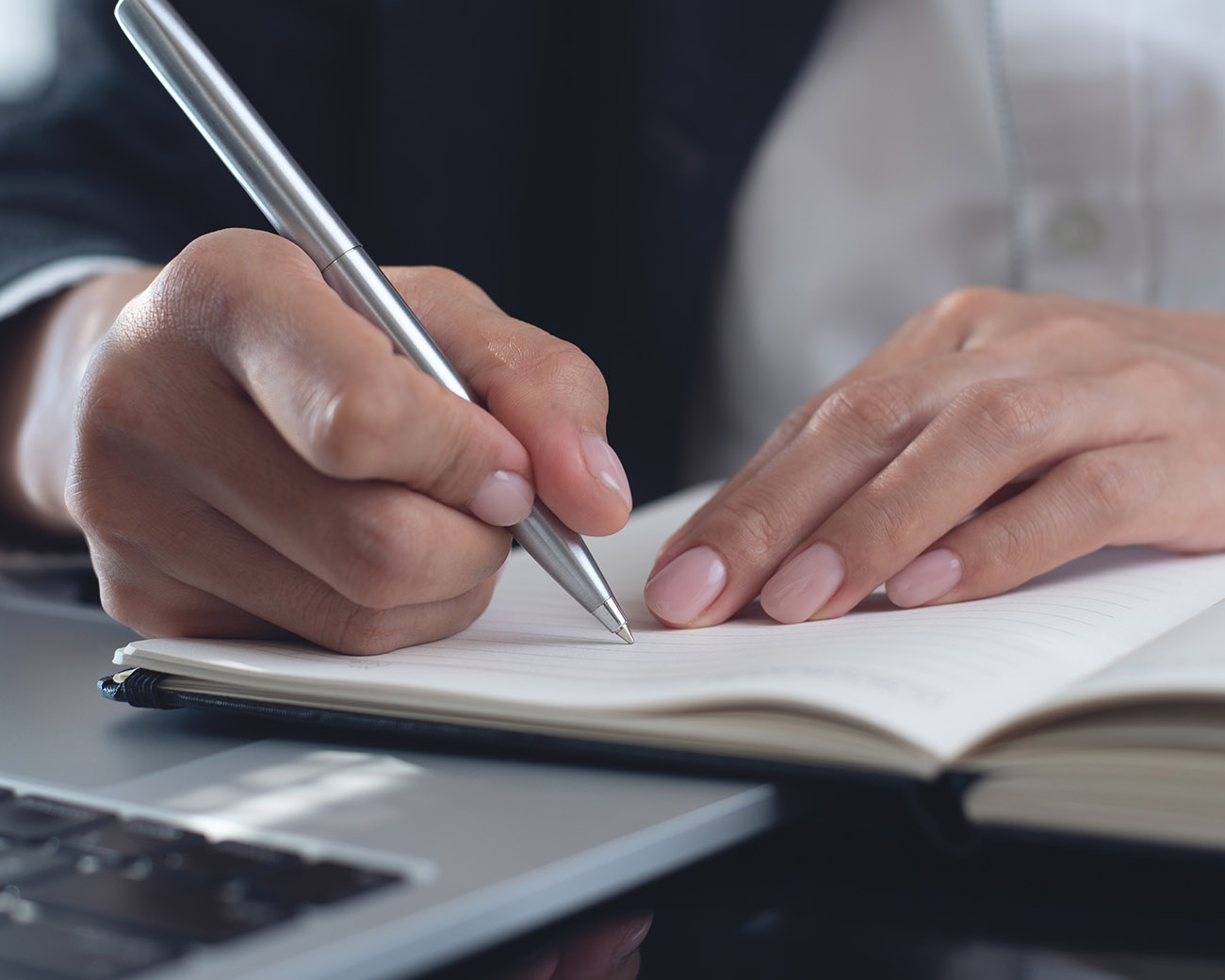 Overheidsprofessional schrijft beleidsplan aan bureau