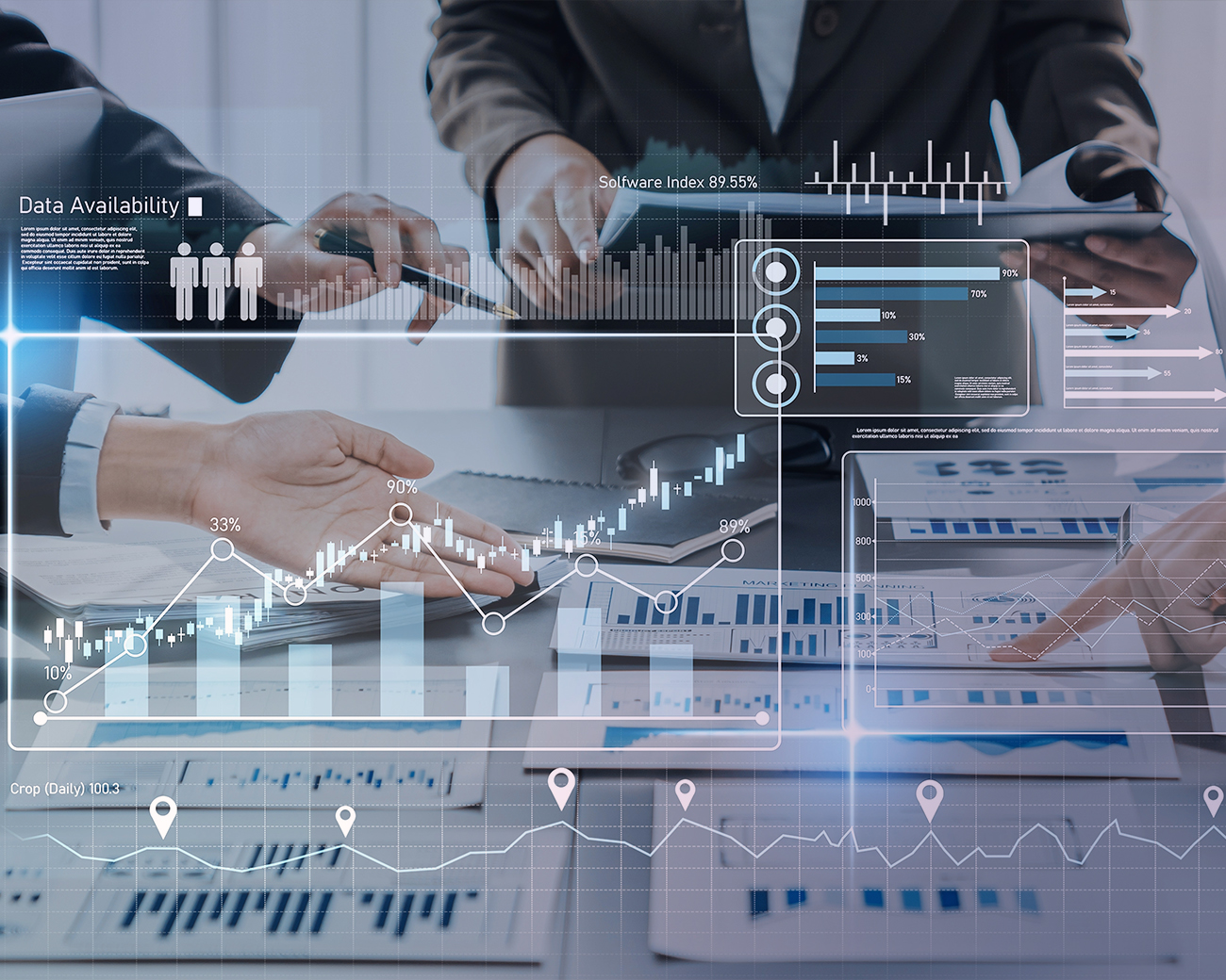 Professionals werken met Power BI dashboard