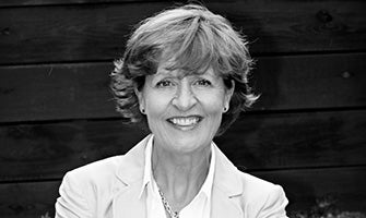 Zwart-witfoto van spreker Alexandra van 't Geloof