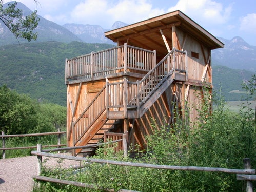 Torre di osservazione, biotopo Lago di Caldaro (Archivio Ufficio Natura)