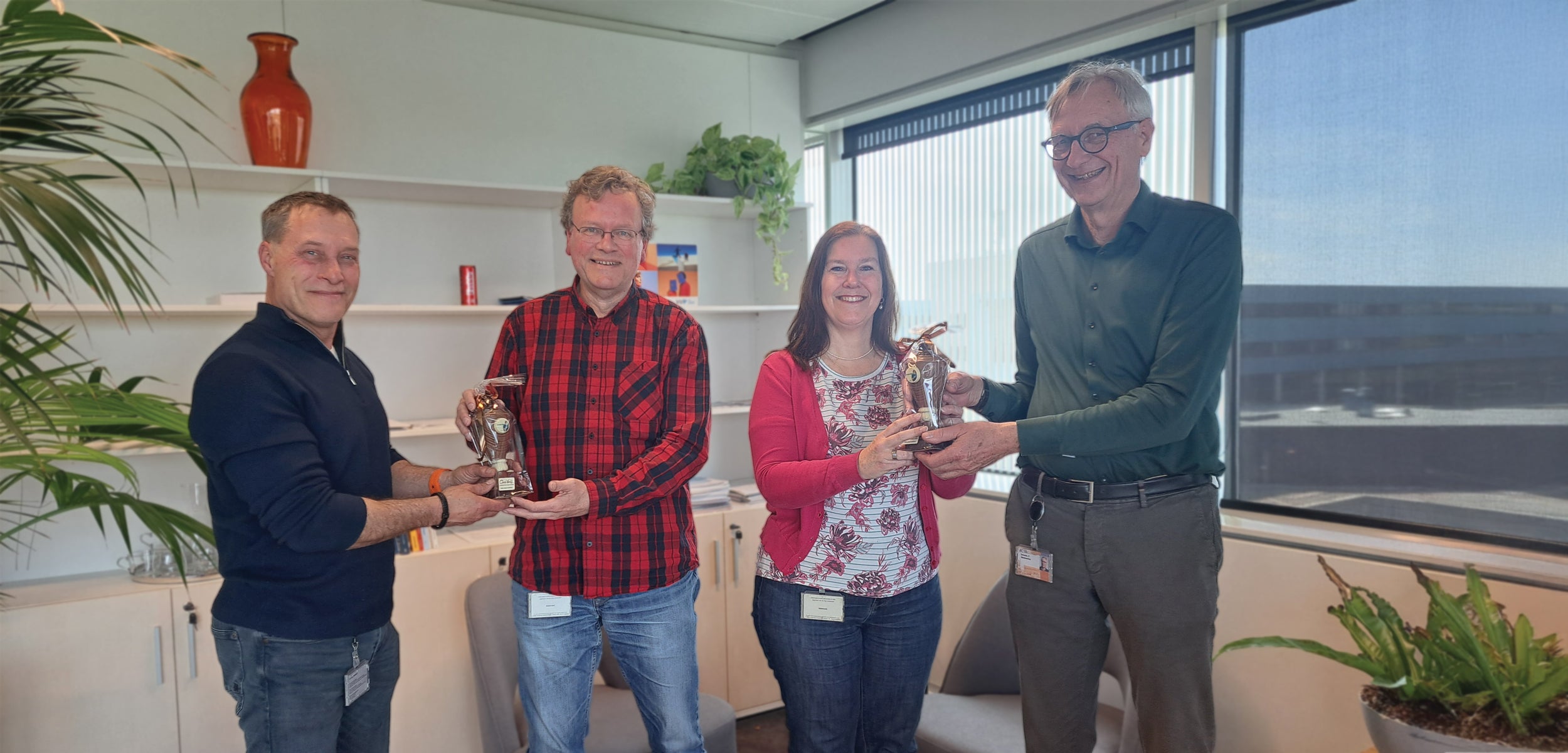 Van links naar rechts:  Barry Derksen, Michael Thorn, Sandra Burger, Fedde Scheele