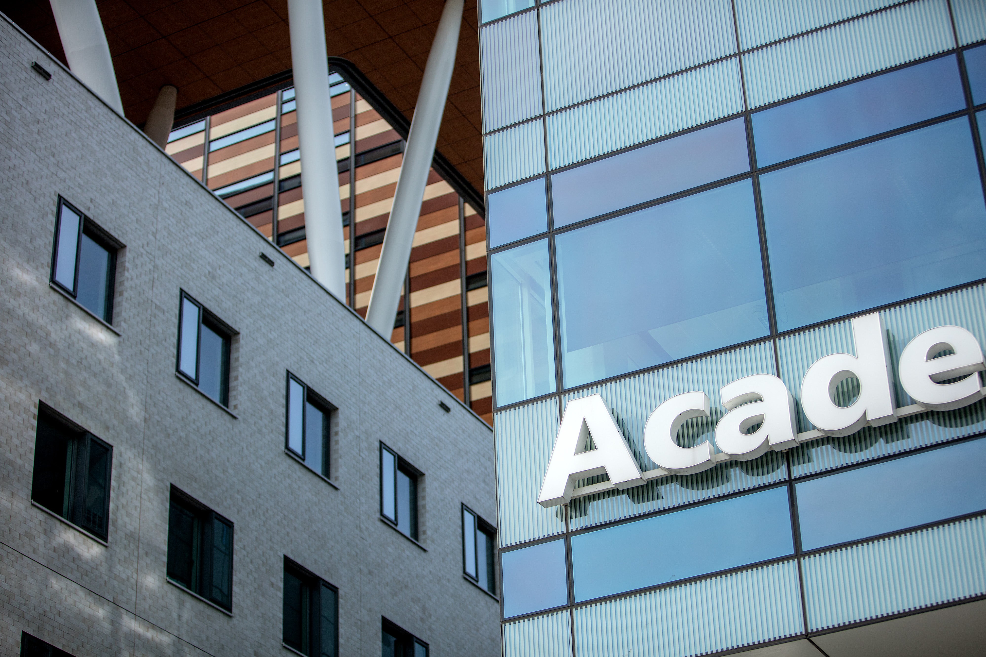 Het gebouw van ACTA met het O|2 labgebouw in de achtergrond (Yvonne Compier)
