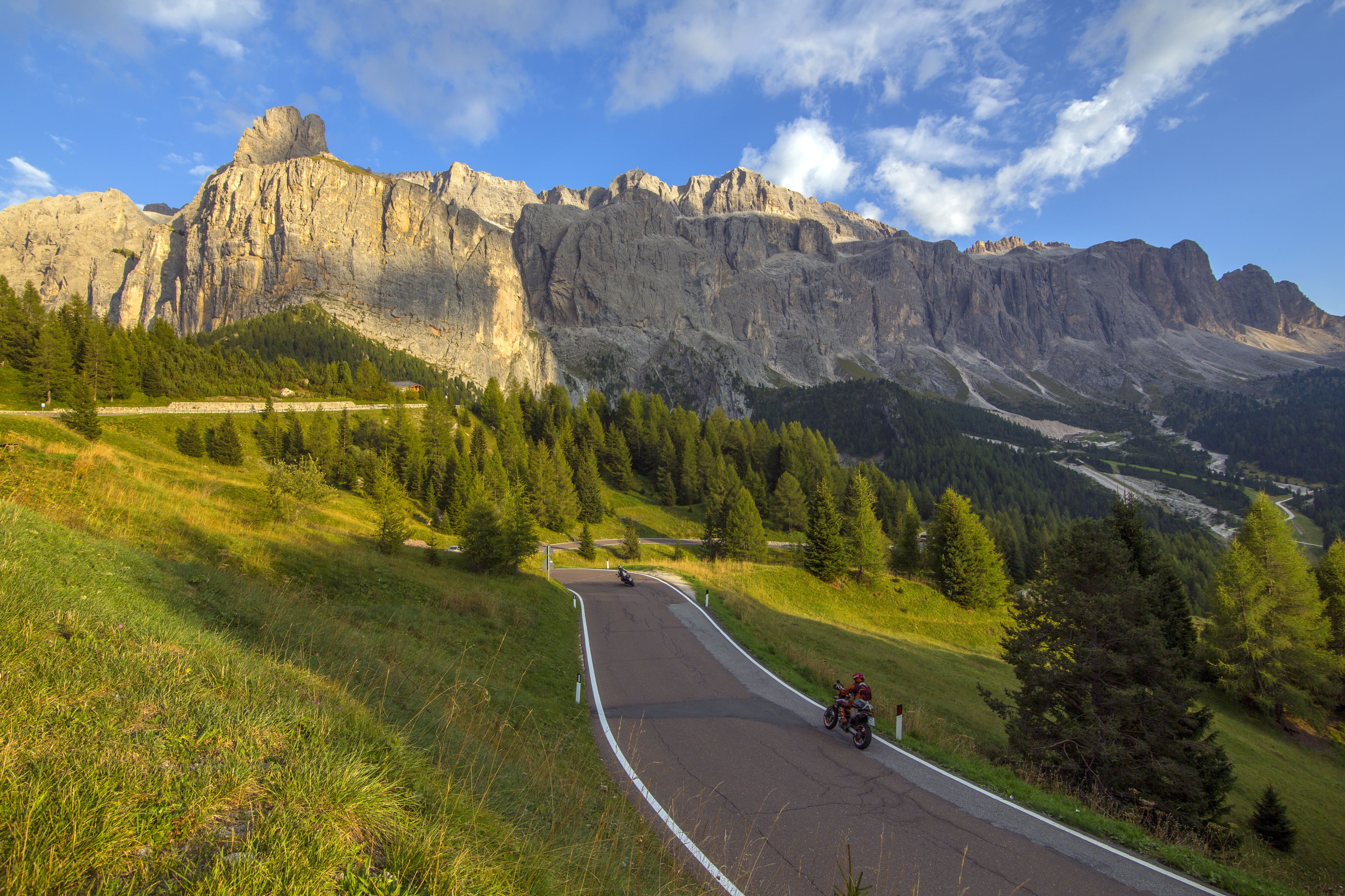 Disciplina delle manifestazioni sportive motoristiche su alcune strade e tratti stradali in Alto Adige