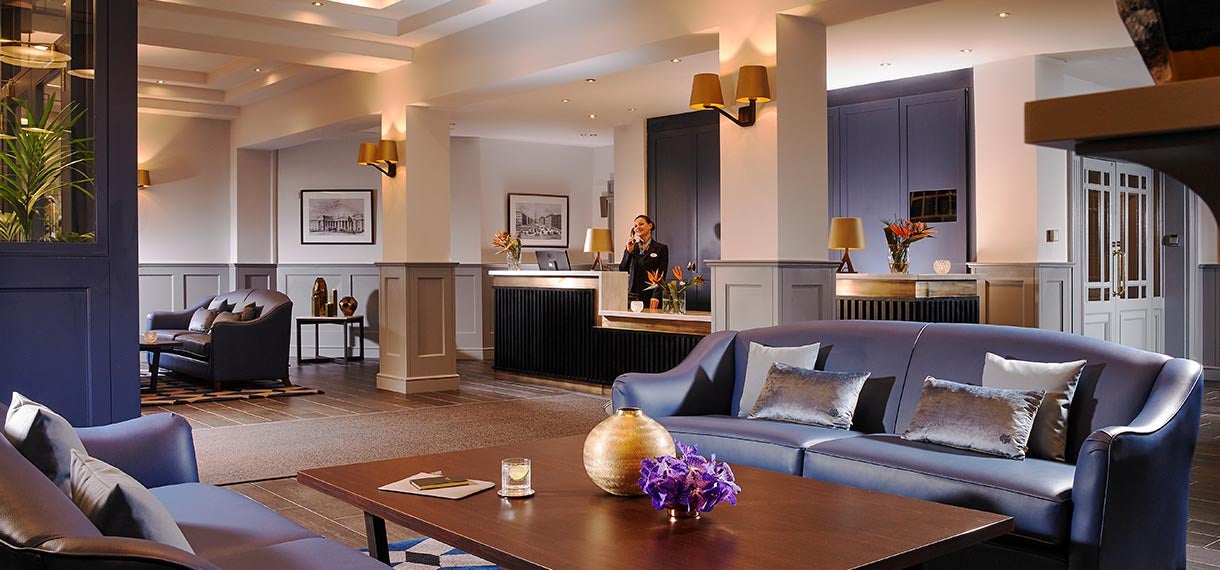 Temple Bar Hotel slide 1