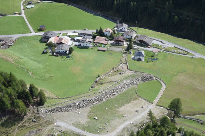 Argine di deviazione, Vallelunga