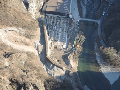 Tomo-vallo paramassi per la mitigazione del pericolo a monte della ditta Gastrofresh a Prato Isarco, comune di Renon