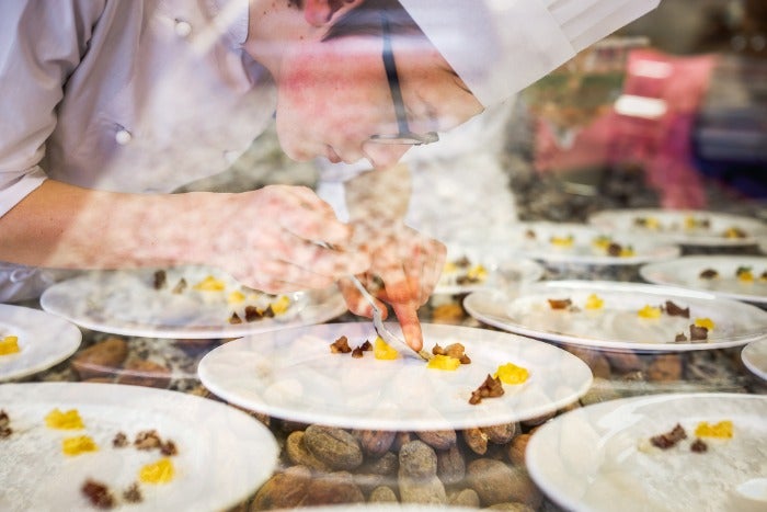 Im praktischen Unterricht trainieren Schüler wichtige Kompetenzen.