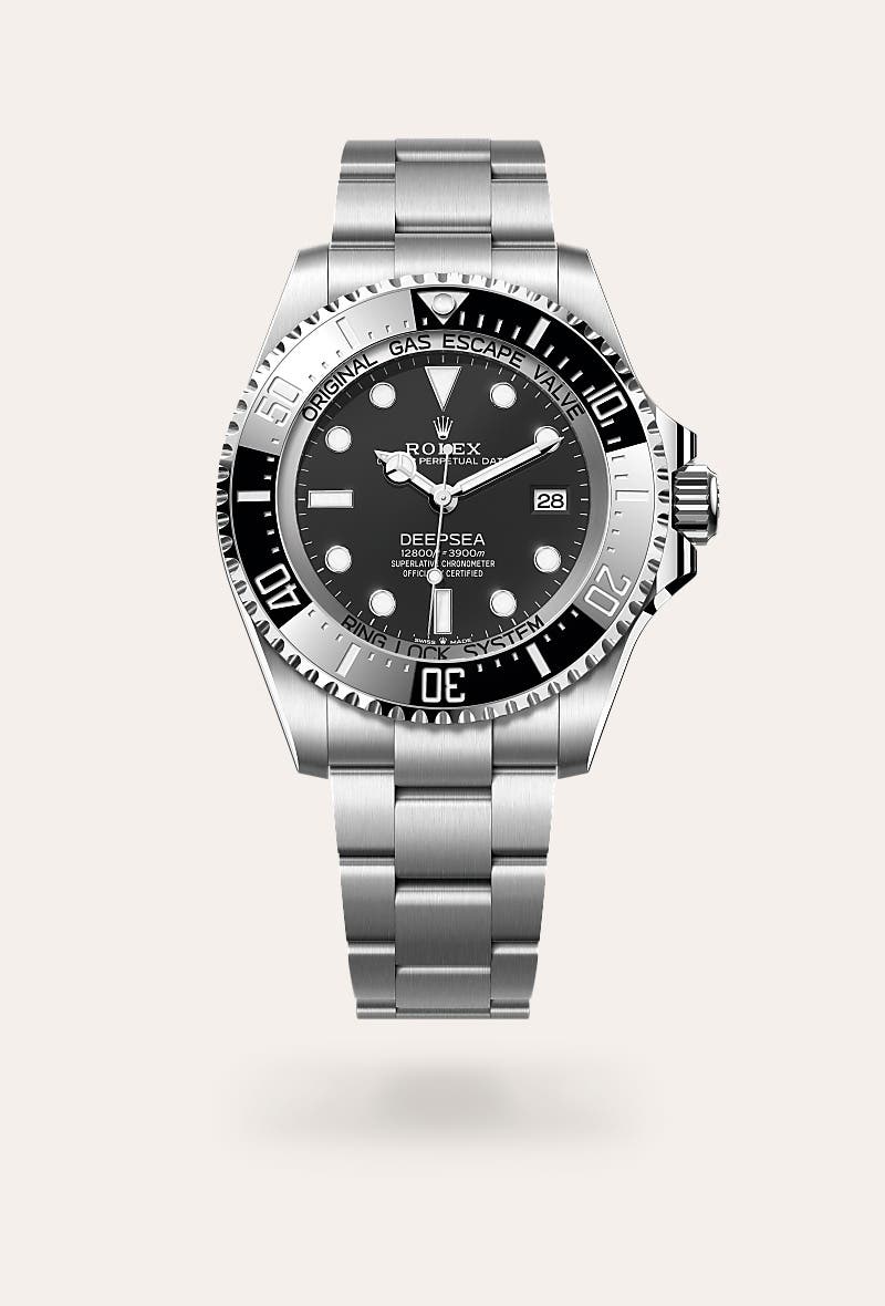 Rolex Deepsea 44 in Oyster, 44 mm, Oystersteel with a Intense black dial and Oyster, three-piece solid links bracelet