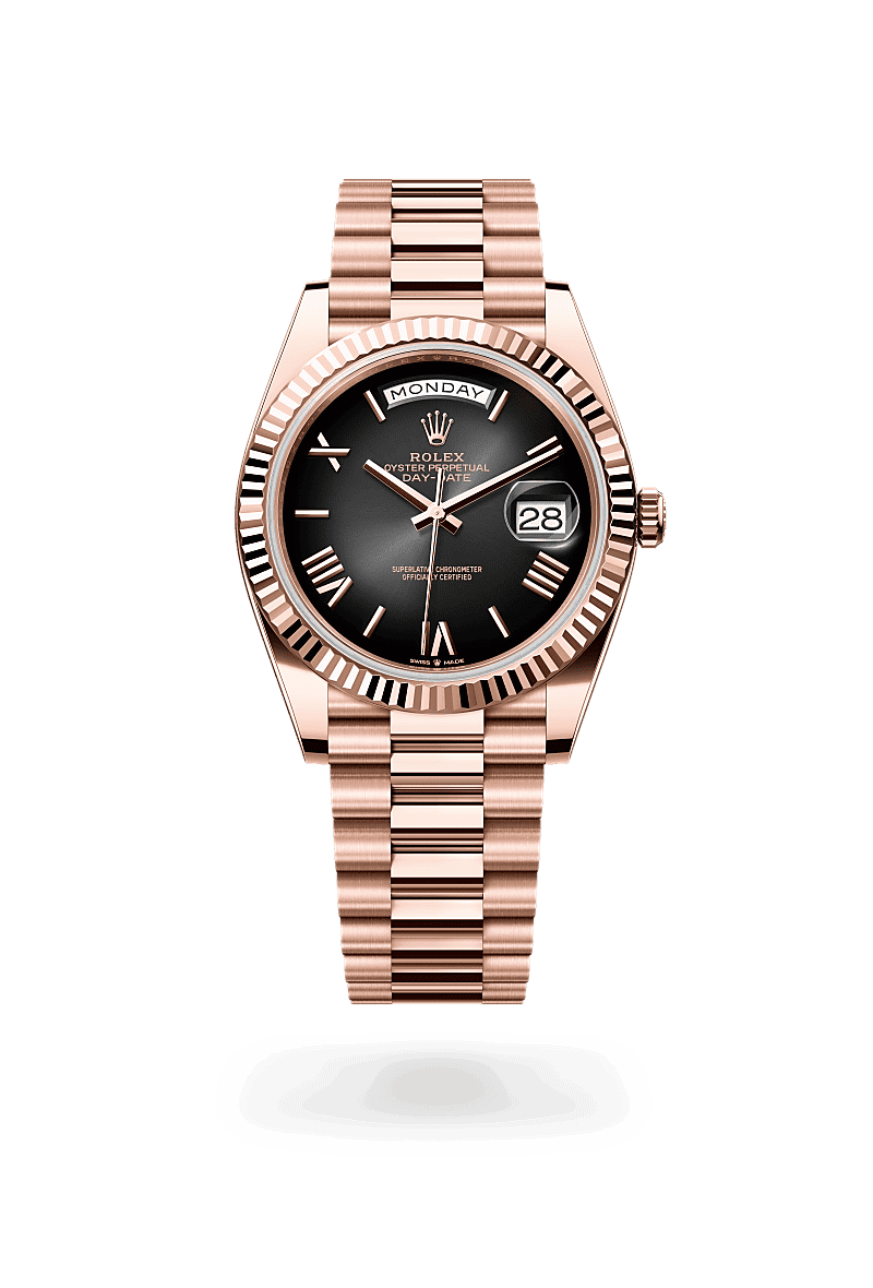 Rolex Day-Date 40 in Oyster, 40 mm, Everose-goud with a Leigrijs met schaduweffect dial, Gekarteld bezel, and President, halfronde driedelige schakels bracelet
