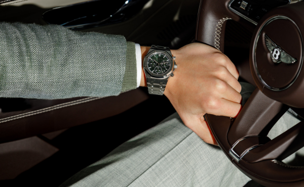 Unique pre-owned and vintage watches from exclusive brands