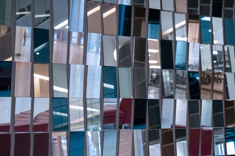 Article card header image