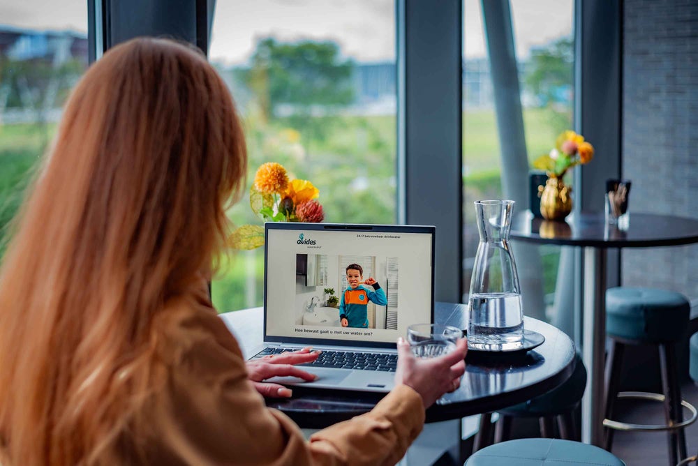 Evides klant leest nieuwsbrief