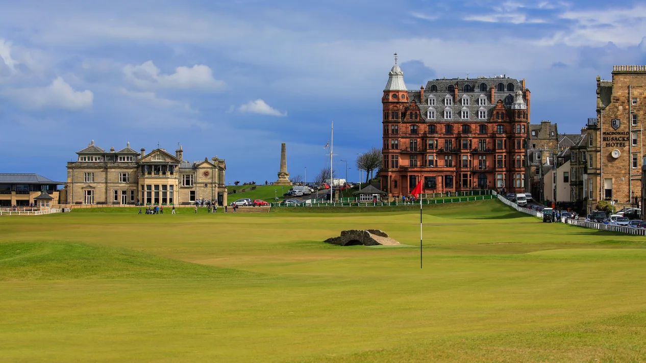 12 Royal Golf Clubs to Play in Scotland, Ireland and England