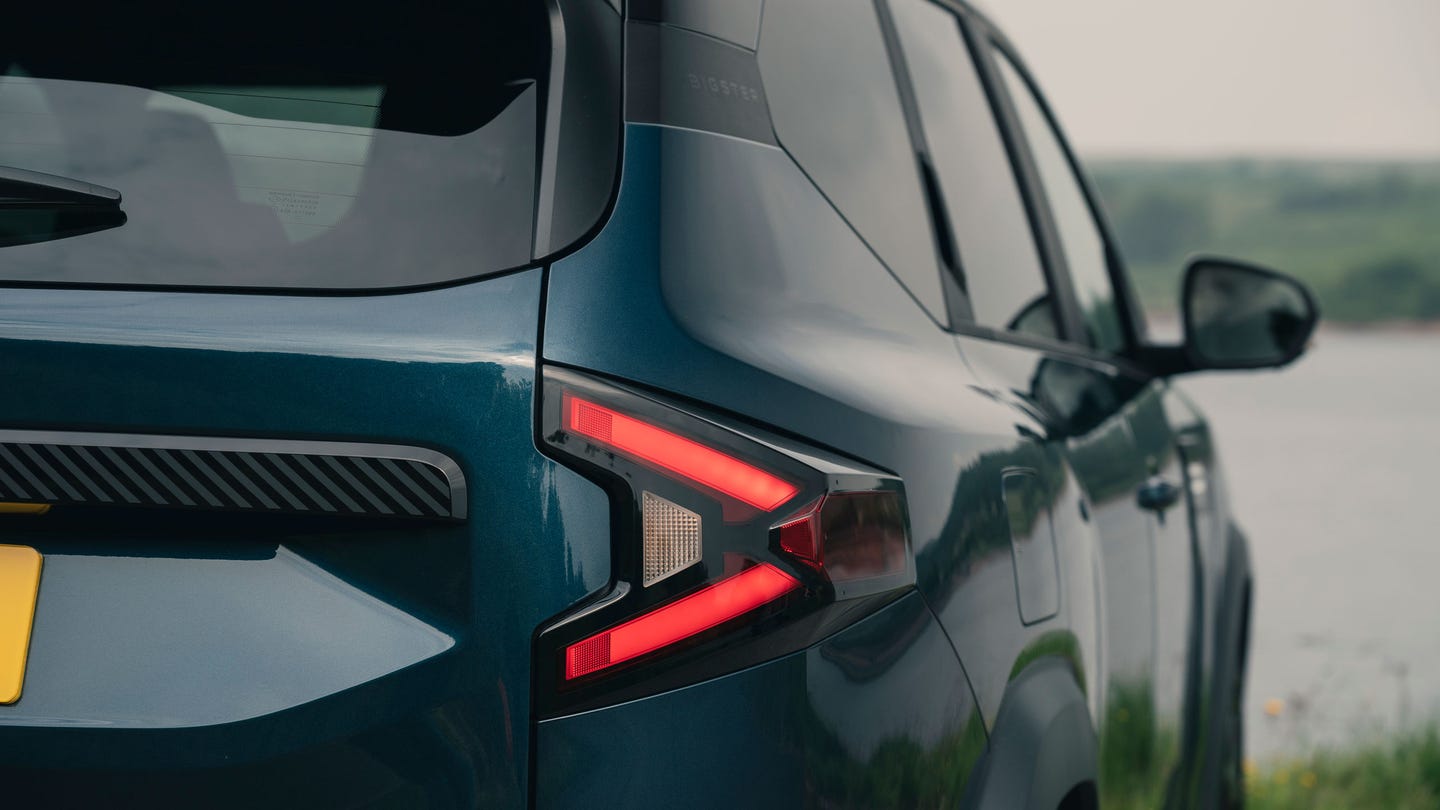 Dacia Bigster tail-light
