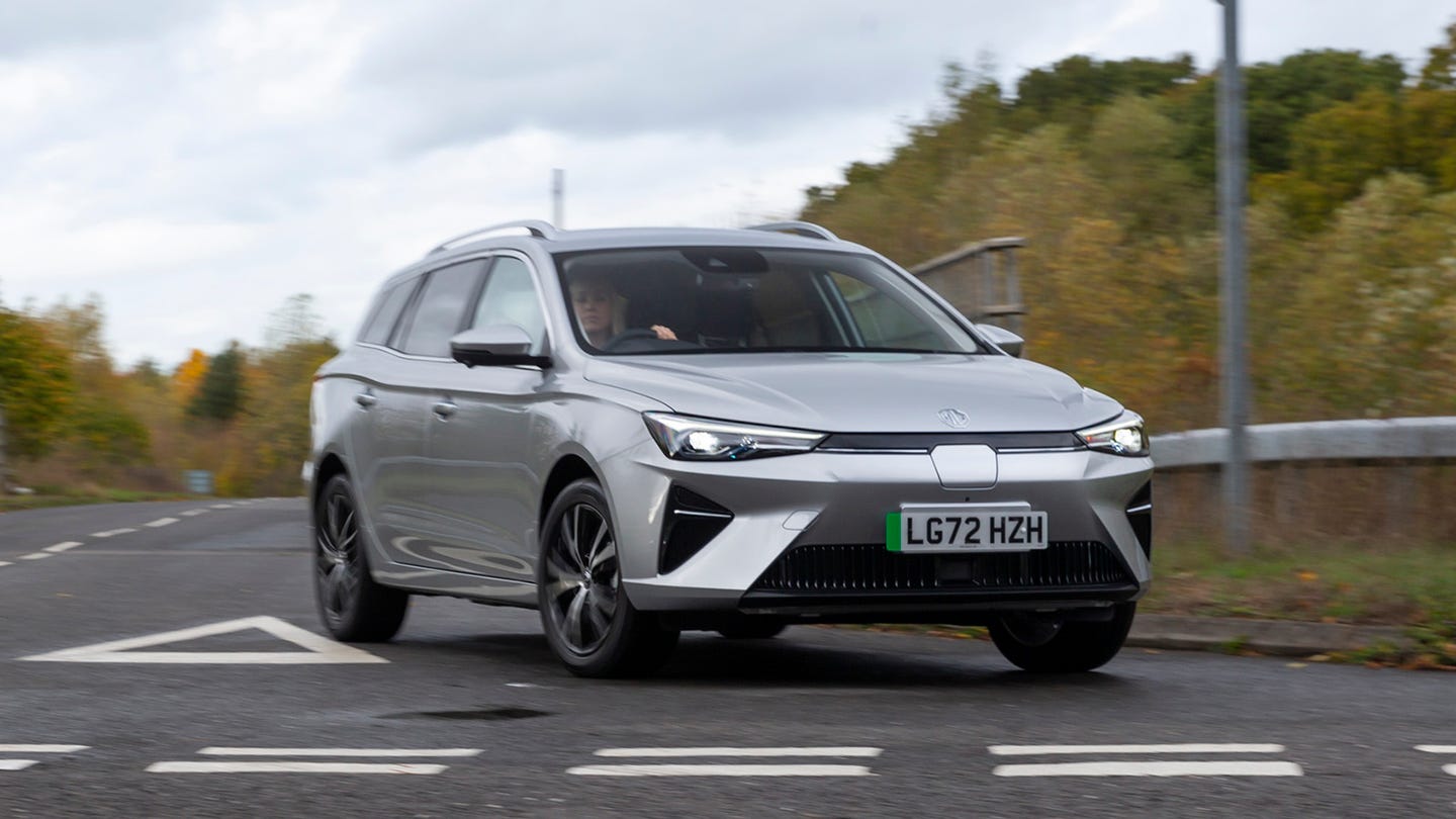 MG5 EV review – front