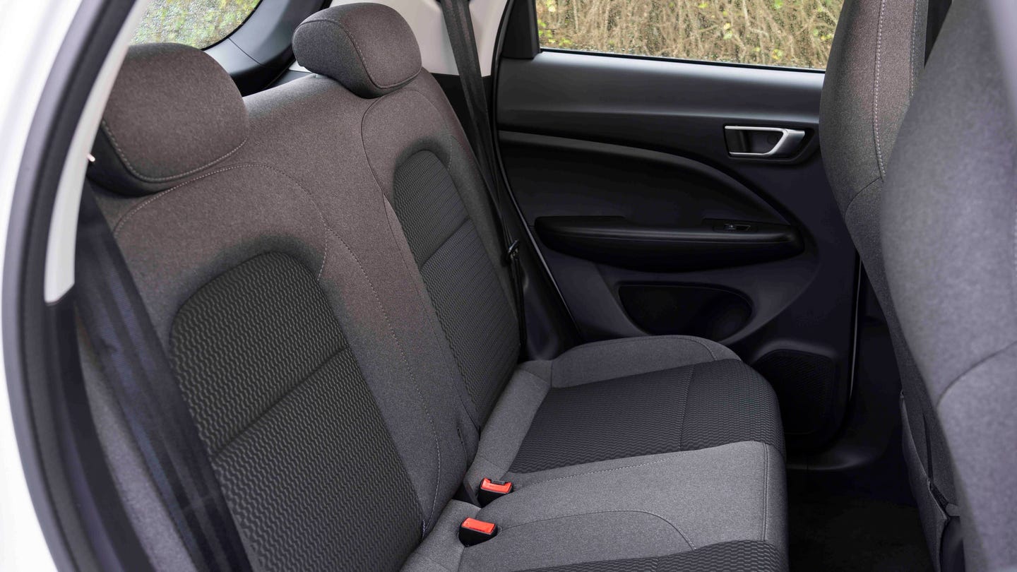 Leapmotor T03 rear seats
