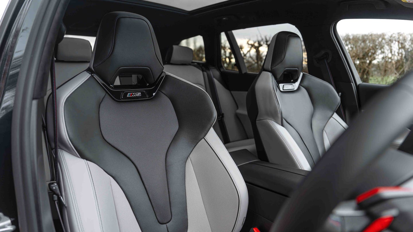 BMW M5 seats