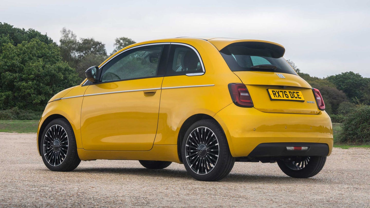 Fiat 500 Hybrid rear/side view