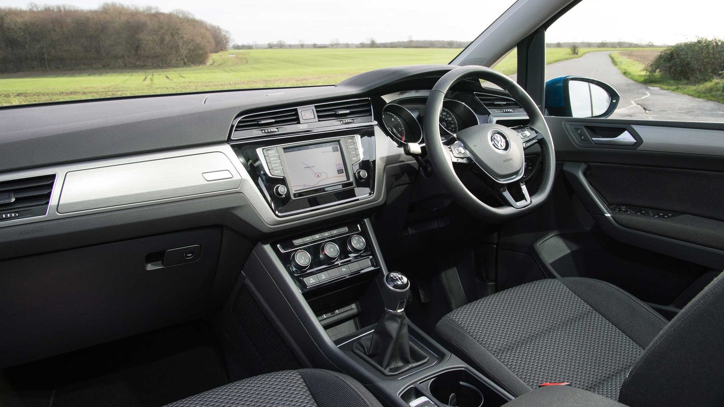 Volkswagen Touran interior