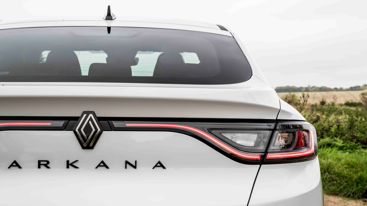 Renault Arkana review 2025 | Motorpoint