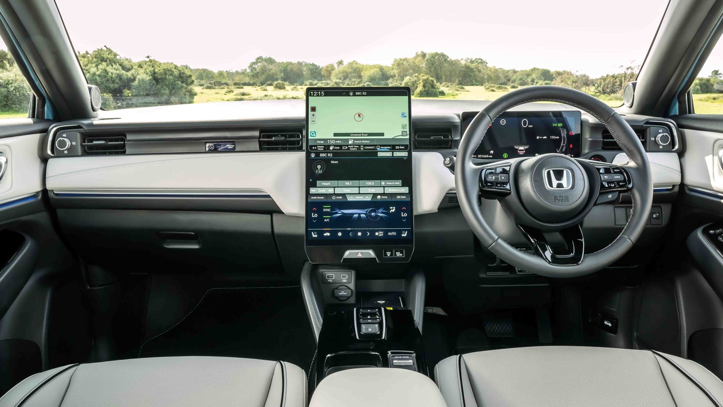 Honda e:Ny1 interior