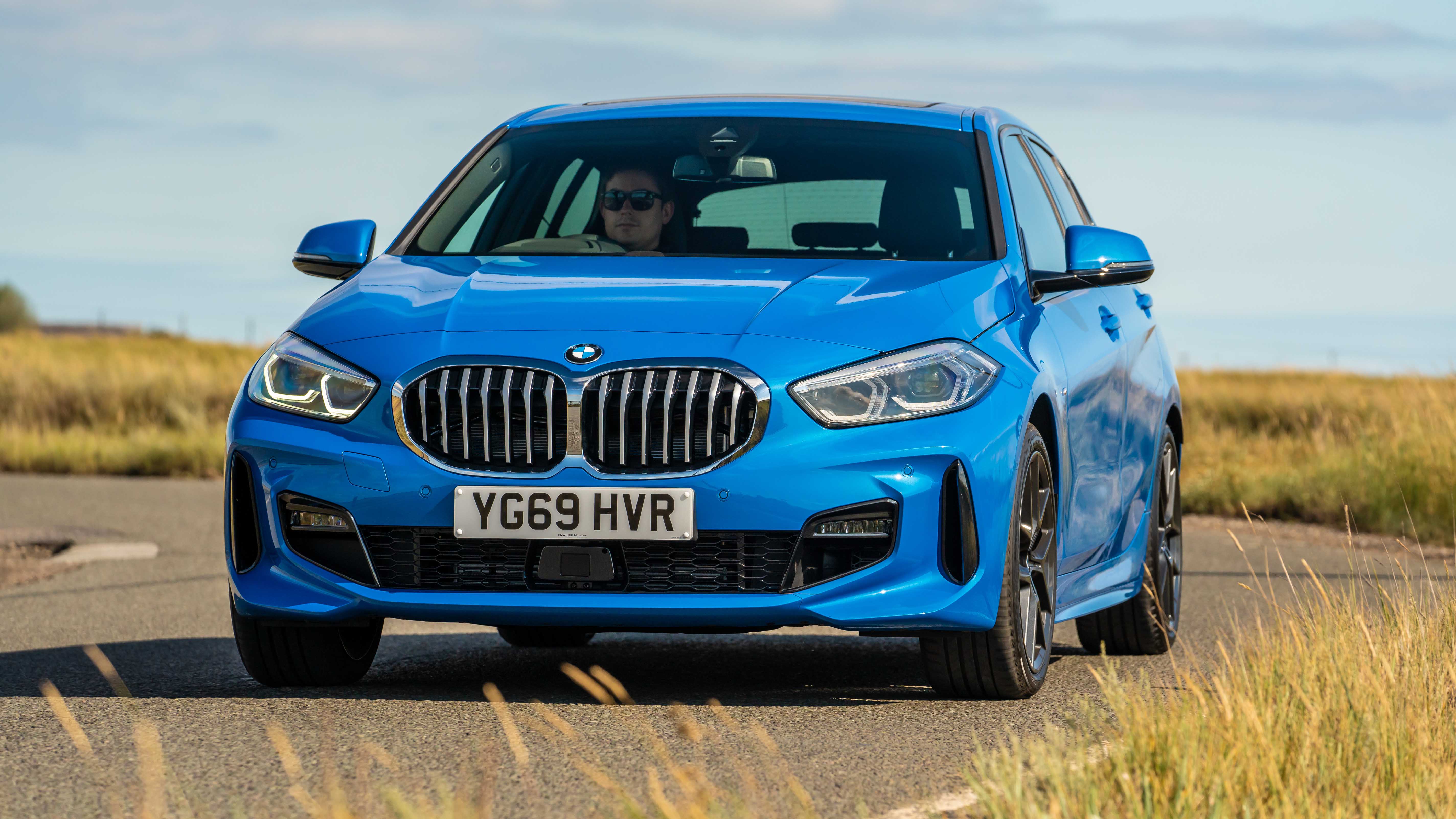 BMW 1 Series Review 2023 - is the small BMW the best BMW?