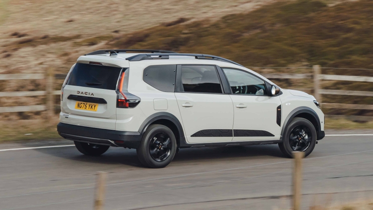Best 7-seater hybrid cars