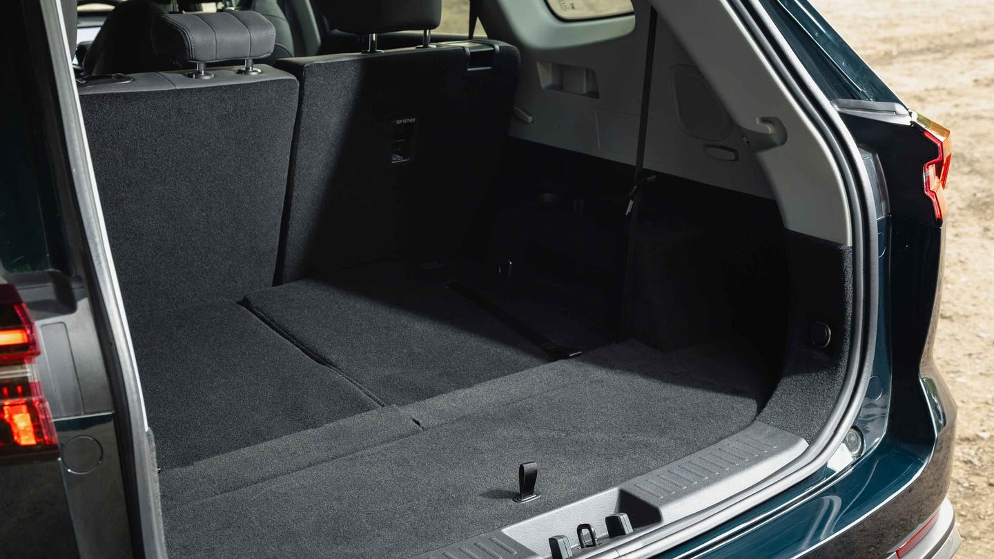 Chery Tiggo 8 boot