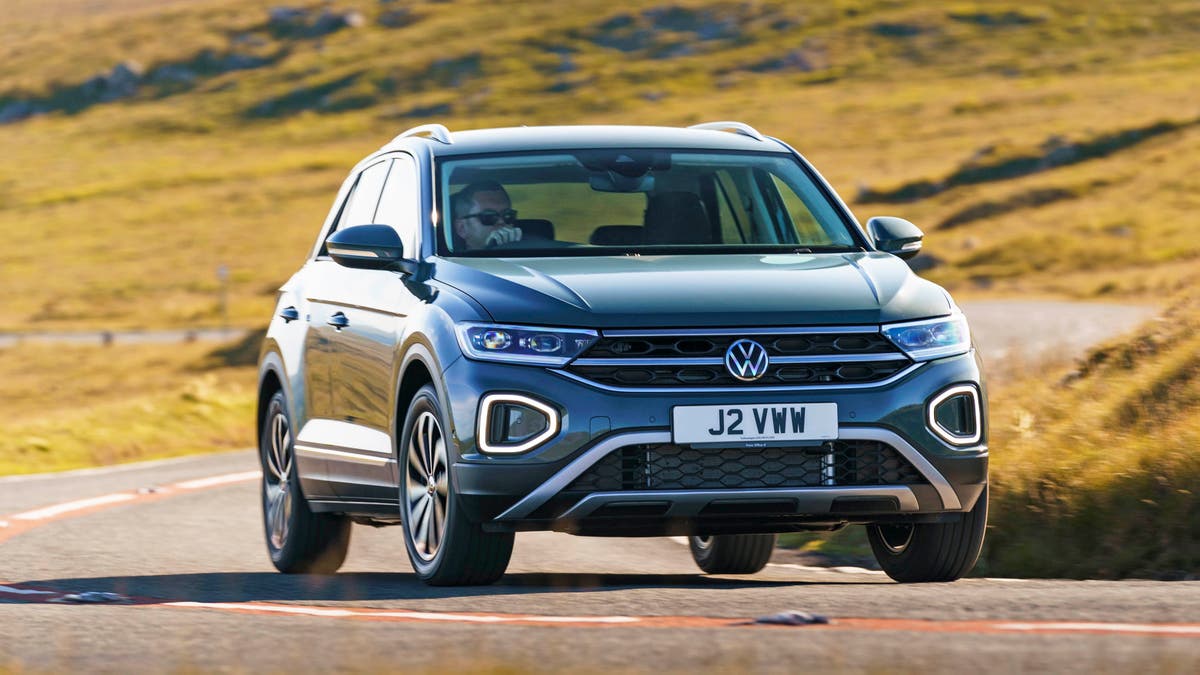 Volkswagen T-Roc Engines, Driving and Performance | Motorpoint