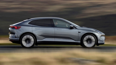 Polestar 4 driving side view