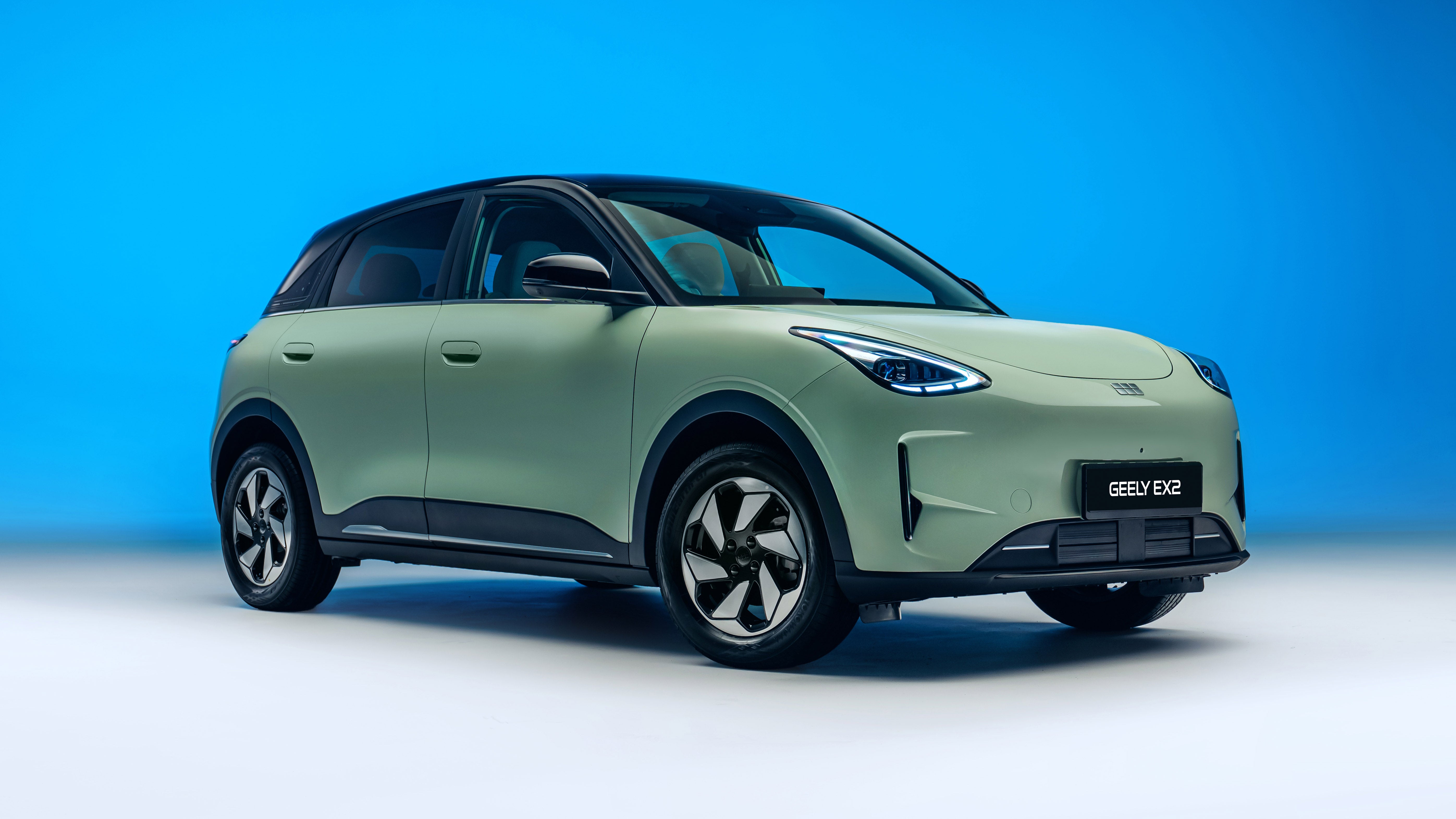 Geely EX2