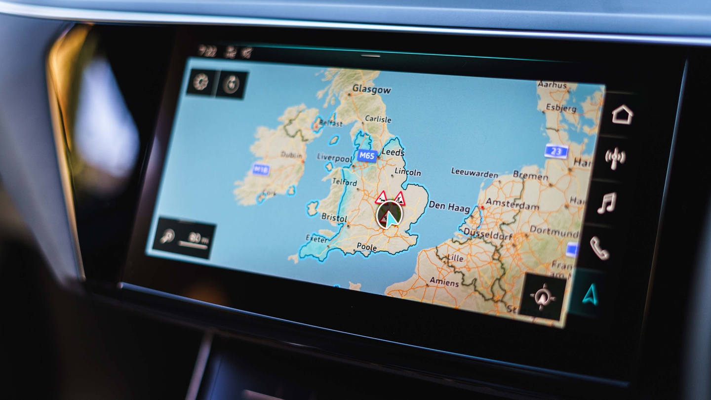 Audi e-tron sat nav view