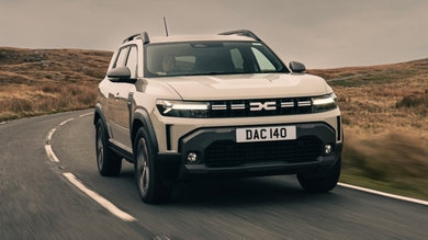 Dacia Duster driving