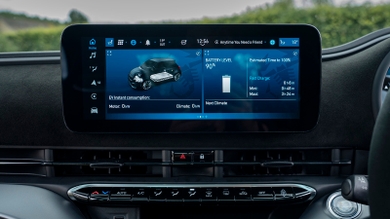 Abarth 500e review – infotainment system