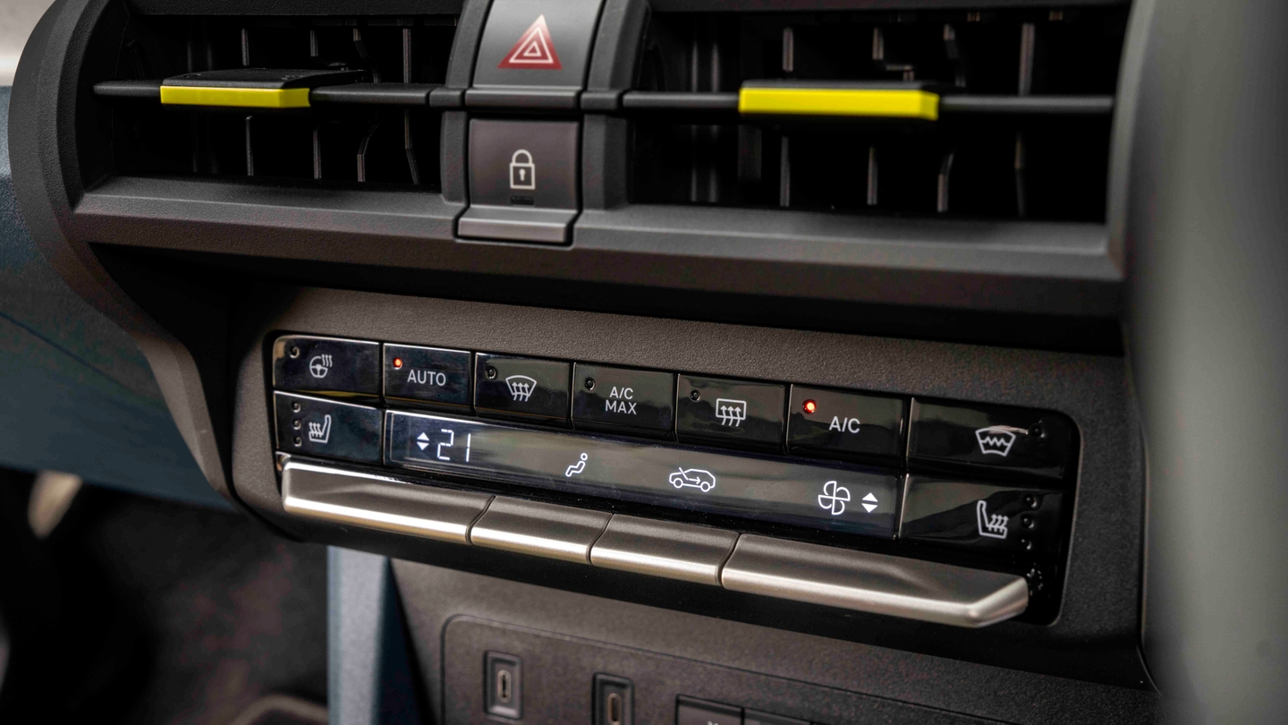 Fiat Grande Panda climate controls