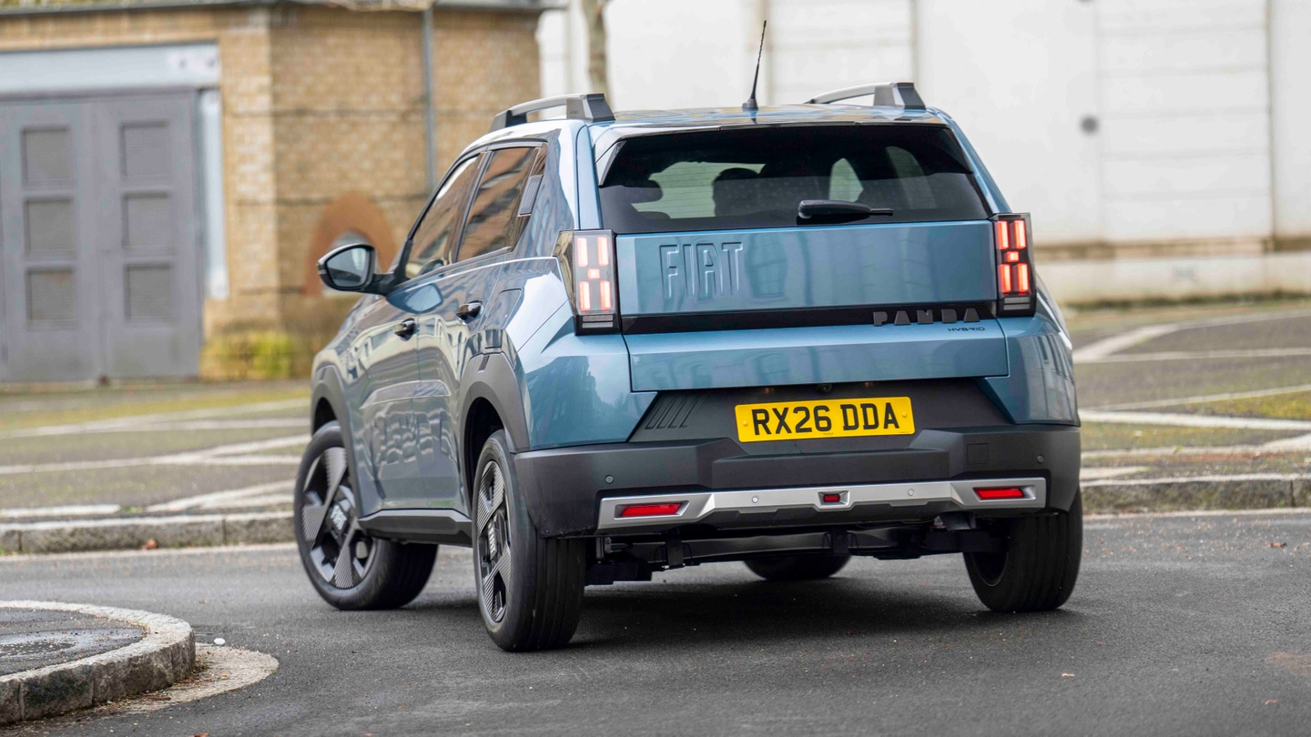 Fiat Grande Panda driving rear view