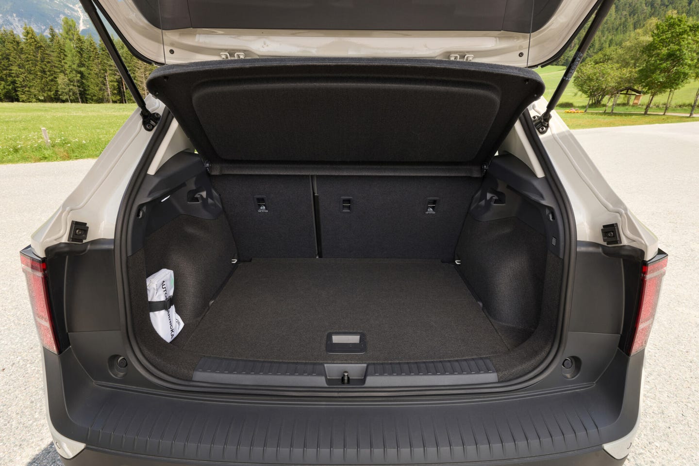 Skoda Epiq boot