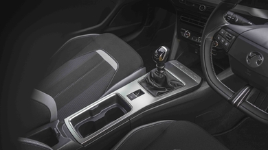 Vauxhall Mokka centre console