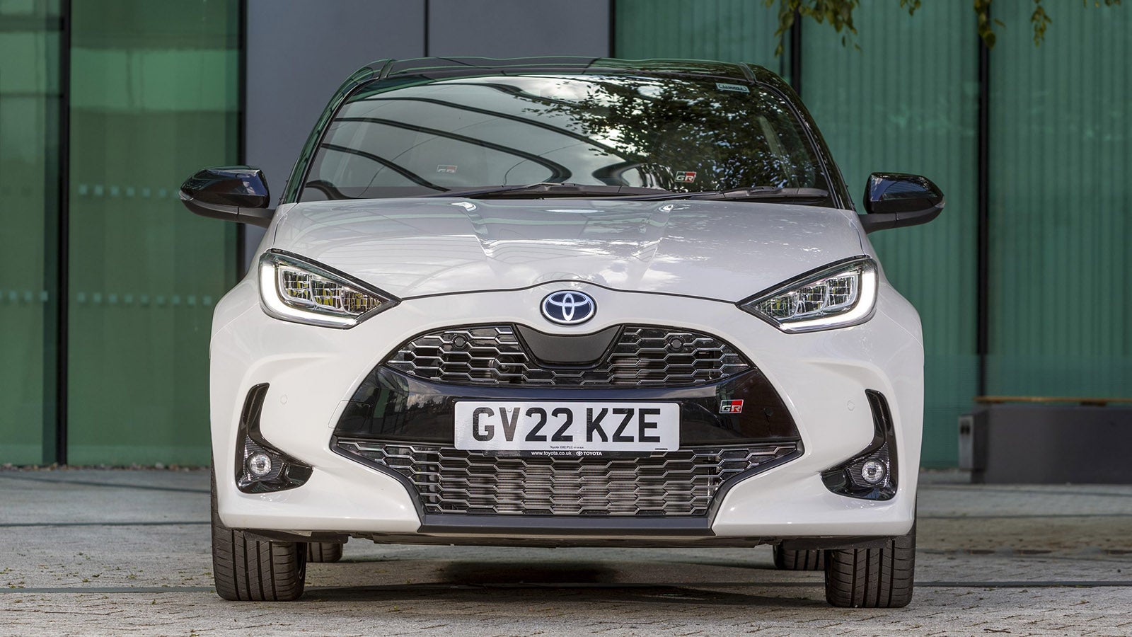 Toyota Yaris Hybrid: first class frugality