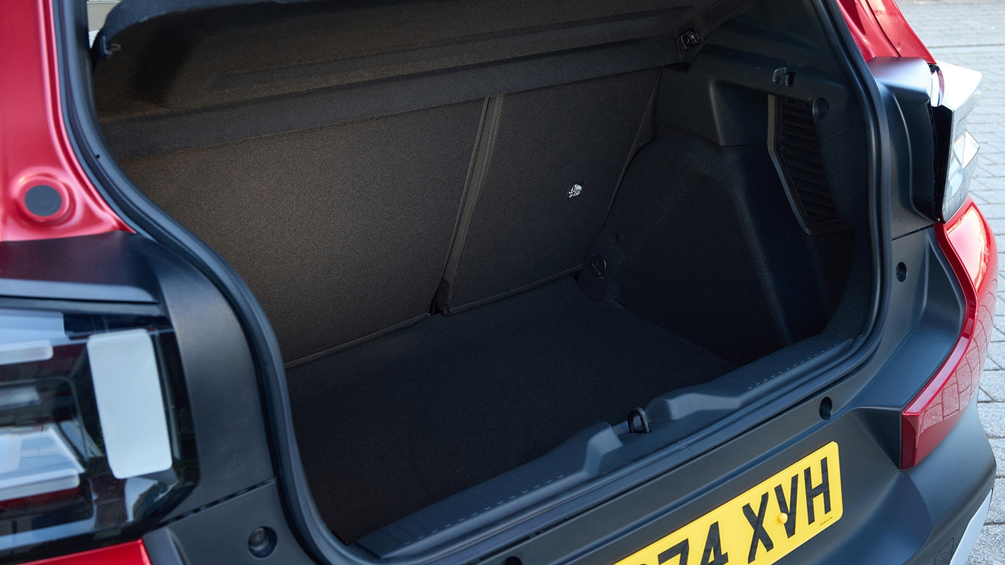 Citroen e-C3 review – boot space